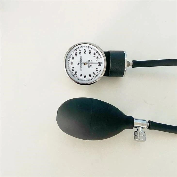 Medical Upper Arm Aneroid Sphygmomanometer suppliers